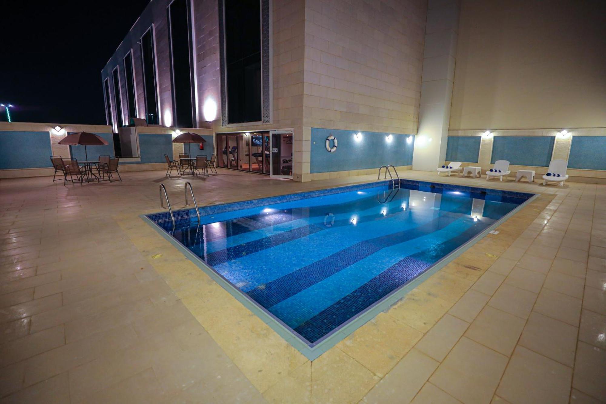 Cheerful Al Waha Unayzah Hotel Unajza Zewnętrze zdjęcie