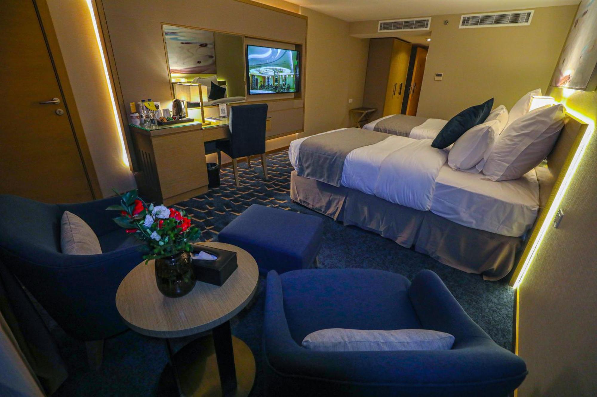 Cheerful Al Waha Unayzah Hotel Unajza Zewnętrze zdjęcie