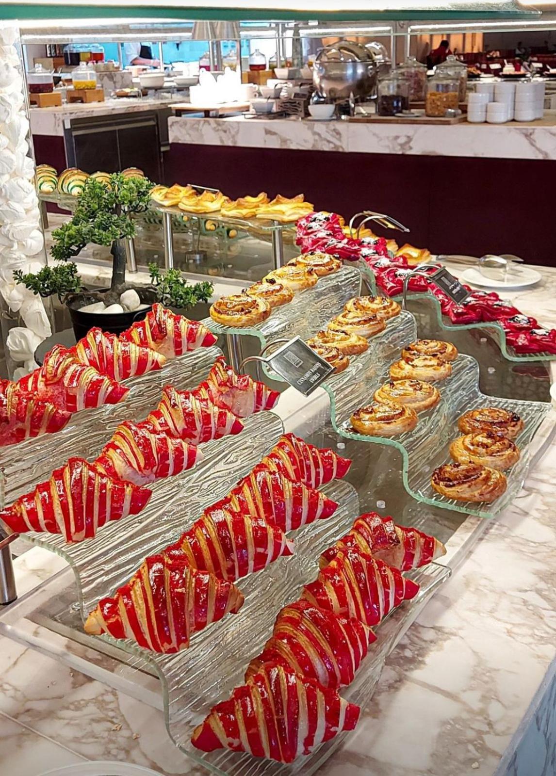 Cheerful Al Waha Unayzah Hotel Unajza Zewnętrze zdjęcie
