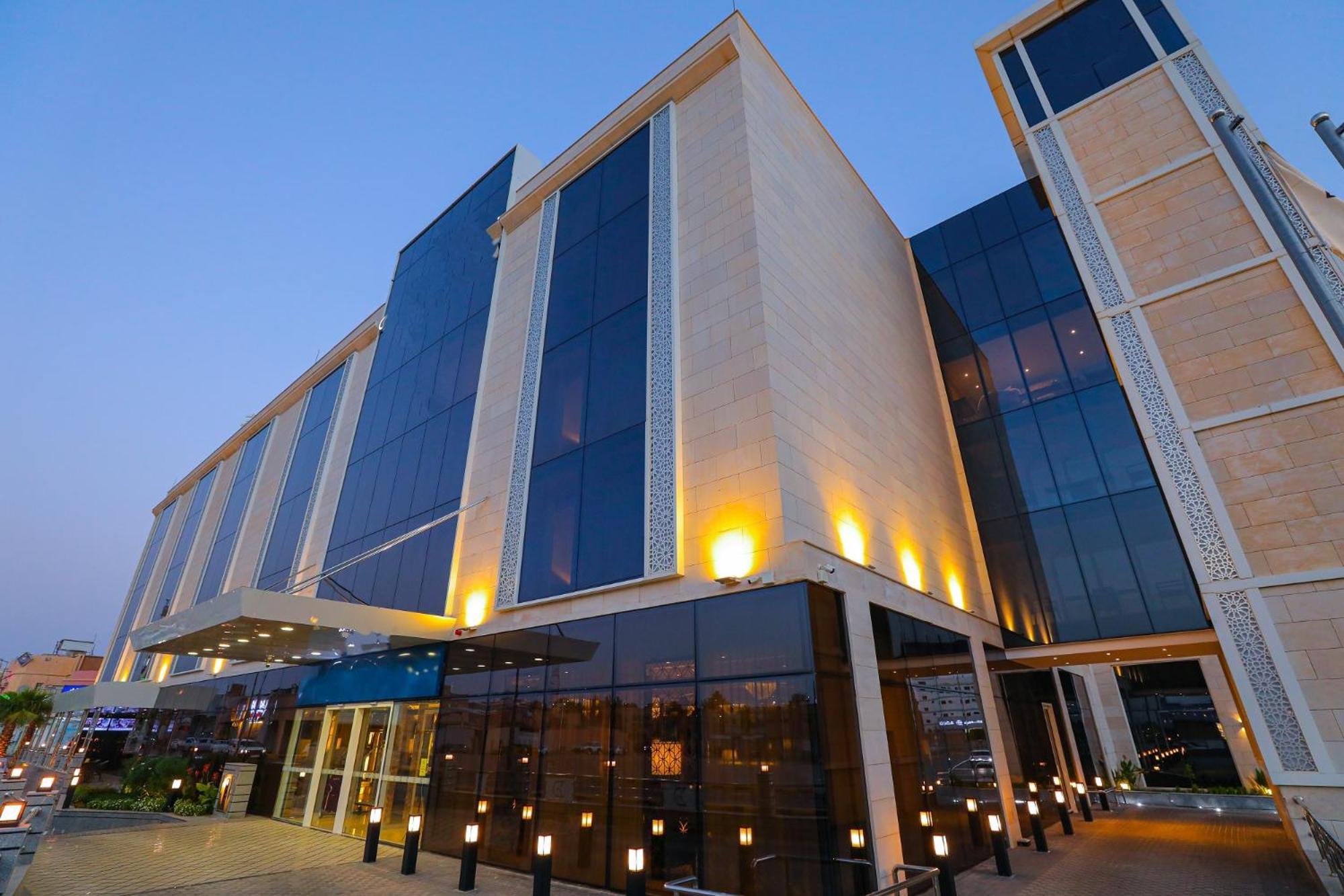 Cheerful Al Waha Unayzah Hotel Unajza Zewnętrze zdjęcie
